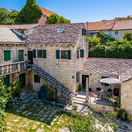 Fortuna Apartment Nerezisca