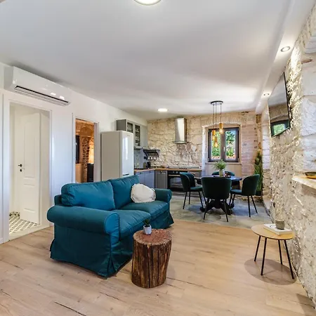 Fortuna Apartment *